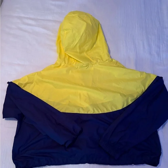 Nike Yellow Windbreaker Jacket - Picture 2 of 3